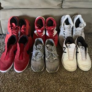 6 pairs of shoes